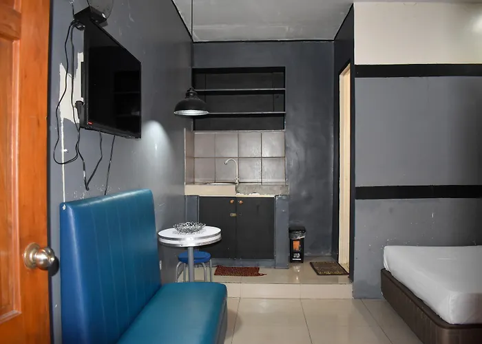1812 Vc Hotel