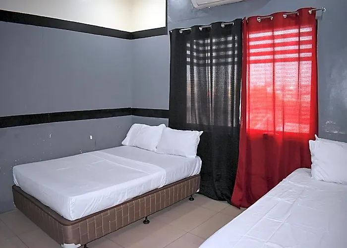 1812 Vc Hotel *